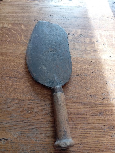 Tres ancienne feuille boucher - tres,