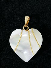 Pendentif Coeur en nacre et