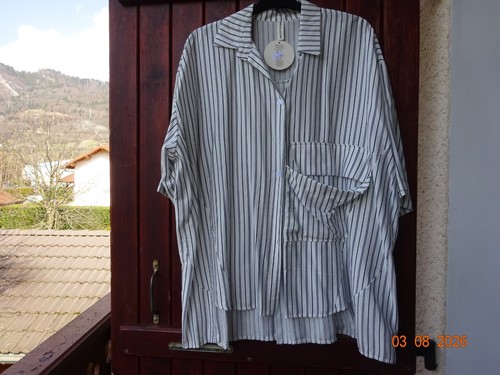 Chemise neuve au - 48, 52