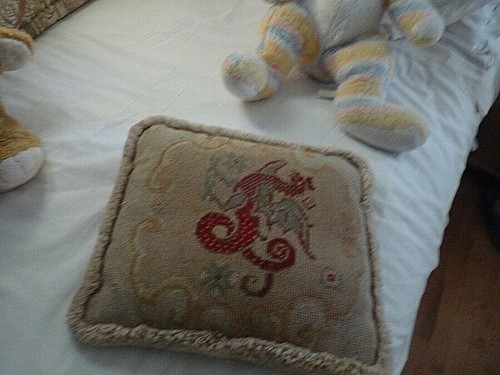 Coussin tapisserie petits - +un,