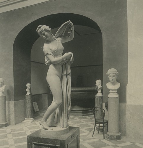 Italy napoli sculpture - napoli, museum