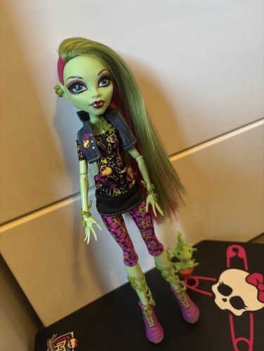 Poupée monster high venus - poupée,