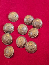 10 boutons anciens en laiton