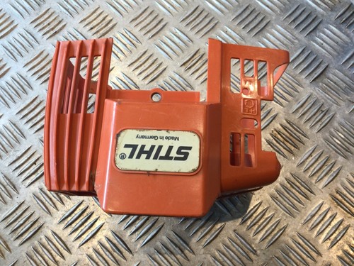 Capot moteur taille haie - capot,