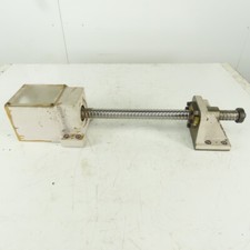 Ensemble De Vis À Billes