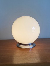 Plafonnier globe verre blanc opaline 20 cm applique murale base chrome LAMP-7512