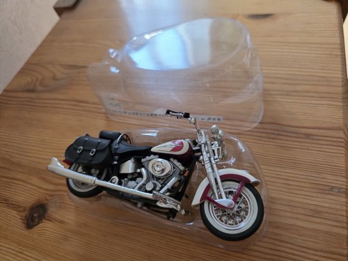 Moto miniature harley - moto, 1/18