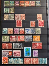 🦬 Gros Classeur de timbres du monde Neufs et Oblitérés🦬