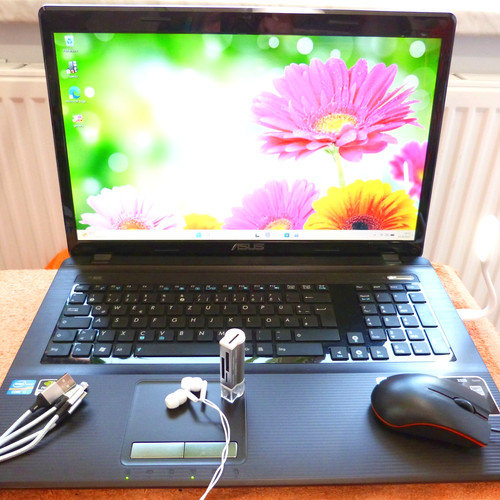 Asus k93 pouces fullhd - pouces,