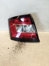 Feu arriere principal gauche