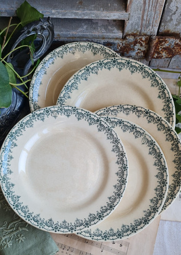 Anciennes assiettes plates - assiettes,