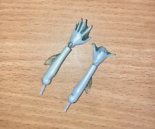 2 avant bras & mains MONSTER