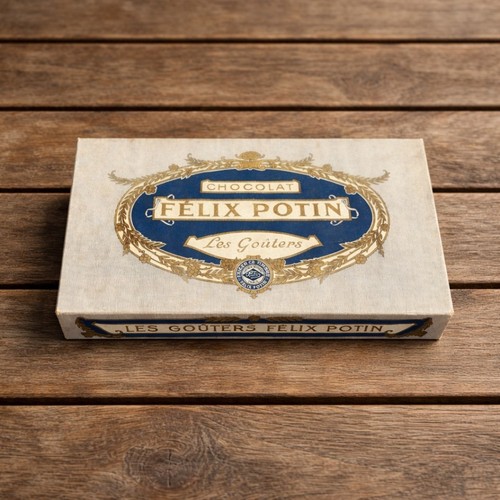 Boîte ancienne carton - en,