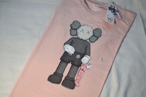 Kaws uniqlo shirt - t-shirt, Été