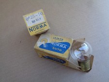 Lot de 2 ancienne ampoules avant blanche code phare ,Norma 6 V  25-10   3 ergots