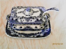 Soupière dinette avec son ,dormant et sa louche Faience de Salins XIX°