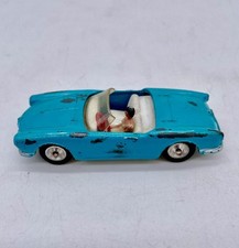 Petite Voiture Solido Alfa Romeo Giulietta Spider 1/43 avec un personnage