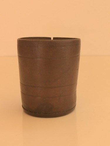 Ancien gobelet dés cuir - ancien,