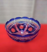 Bol ancien en verre taillé bleu foncé 19,7 cm sans réduction