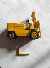 Jouet chariot élévateur Caterpillar Joal 215 Made in Spain manque une fourche