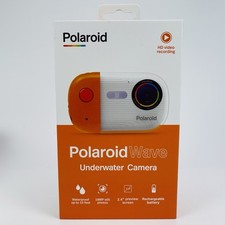Polaroid Wave Underwater
