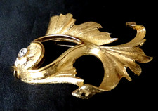 CHRISTIAN DIOR , superbe