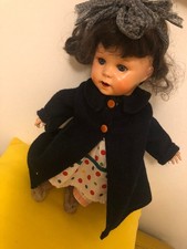 poupée unis de caractère