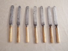 Lot de 7 Couteaux de Table Anciens Manche Os