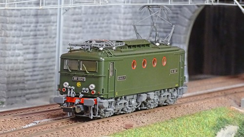 Piko 51919 locomotive - piko,