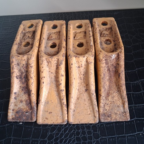 Dents godet mini pelle - godet,