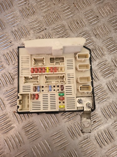Boitier fusible usm renault - fusible,