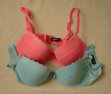 Lot de 2 soutiens-gorge UNDIZ Taille FR 90D Vert d'eau & Corail neufs