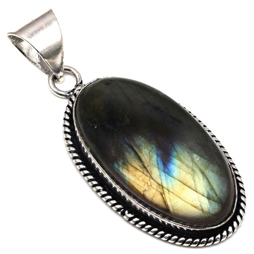 Pendentif pierre précieuse