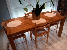 Table chêne clair 160x80. Sans rallonges.