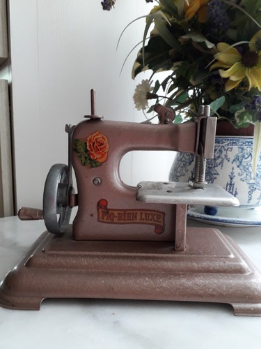 Machine coudre piq - machine, a