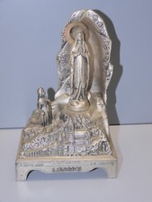 - BOITE MUSICALE SOUVENIR DE LOURDES L'APPARITION AVE MARIA BOITE A MUSIQUE   D