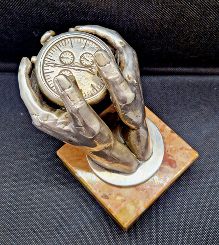 Dlg yves lohé sculpture - yves,