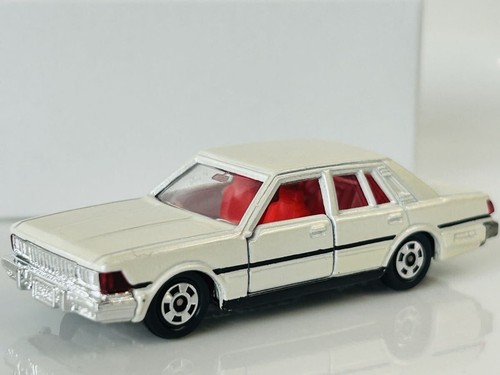 Tomica nissan cedric - cedric, 280e