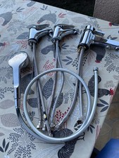 Ensemble 2 robinets lavabo + 1 baignoire + 1 pommeau douche