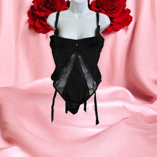 Nwt lovehoney lace - lovehoney, halterneck