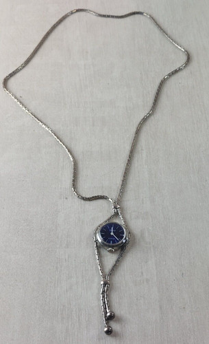 Ancienne montre collier - , /
