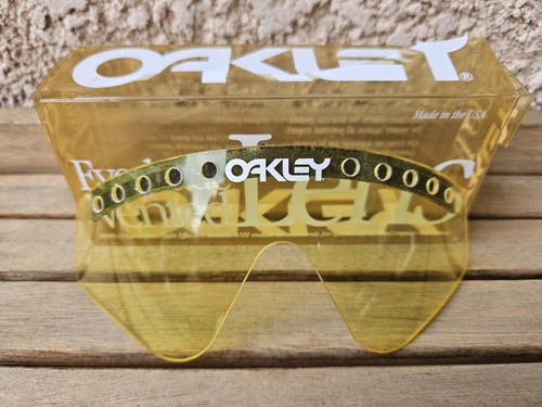 Oakley eyeshade yellow - eyeshade, vented