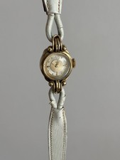 Ancienne Montre Femme Plaque