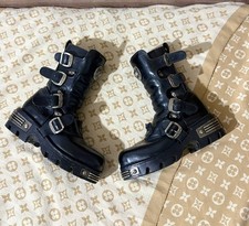 Vintage New Rock Platform