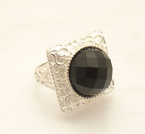 Size bold black - 7, onyx