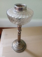 Lampe applique à pétrole - &,