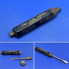 Curieux Ancien Petit Outil