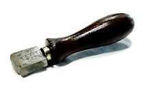 Outil ancien mailloche de cordonnier marque difficile à lire Tours XXème 