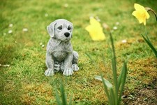 Figurine en pierre chiot