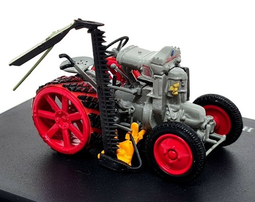 Hatchette scale - hatchette, 1/43